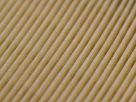 Laminowane czy ryflowane – który rodzaj frontów meblowych wybrać?